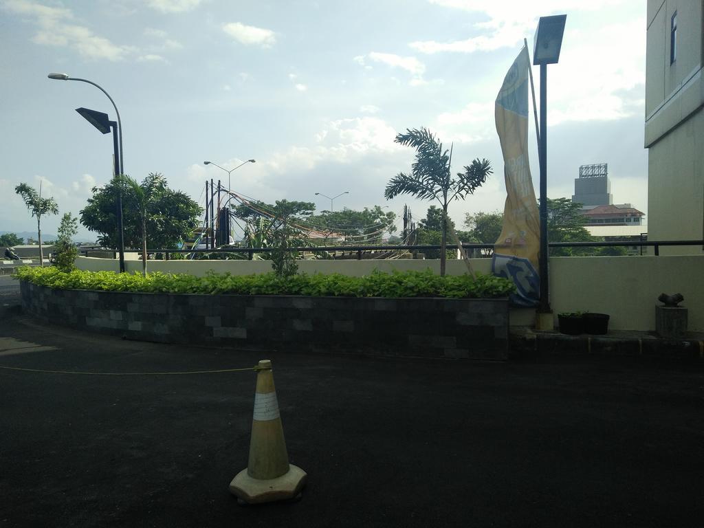 Redliving Tamansari Panoramic - Rasya